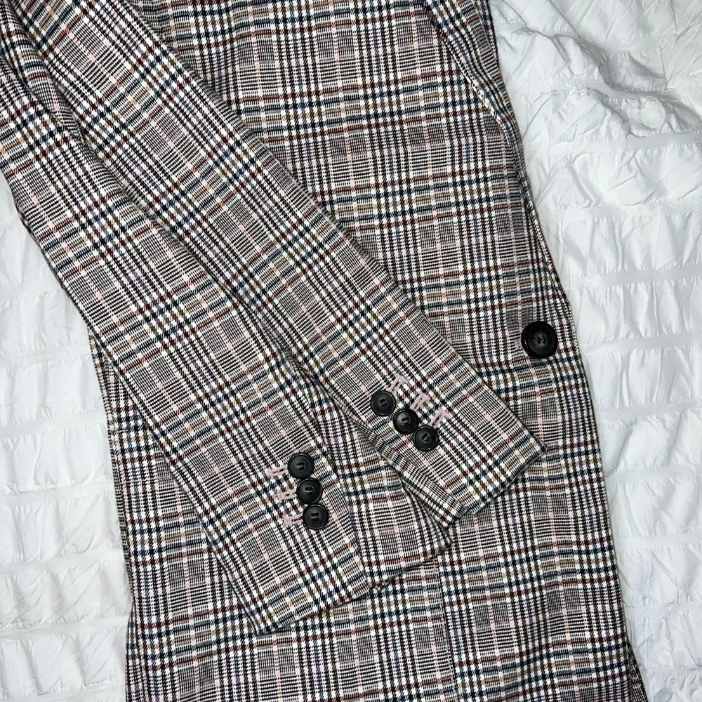 European patterned blazer - Picture 4 of 5